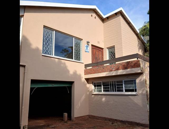 4 BEDROOM HOUSE FOR SALE IN YELLOWWOOD PARK